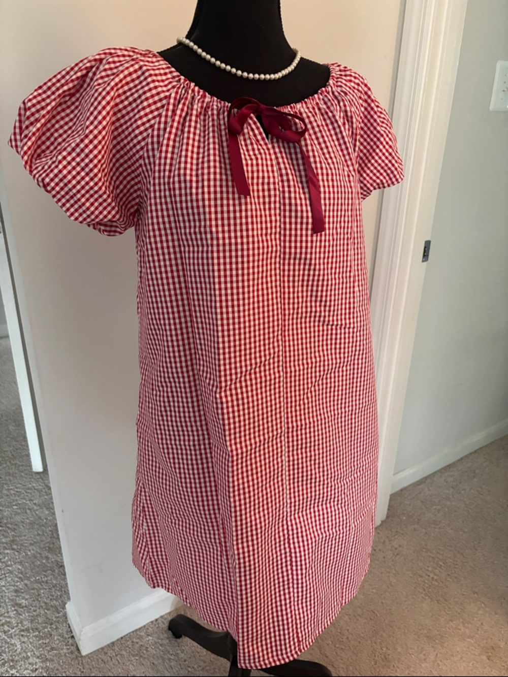 Red Gingham Puff Sleeve Shift Dress with Ribbon - Picture 2 of 5